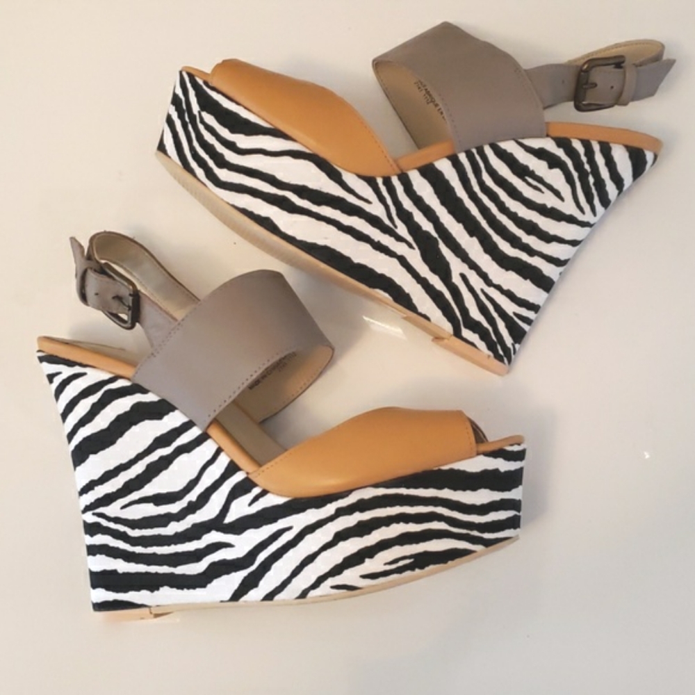 Nine West Platform Wedge Sandals Unstopable 8.5 NWOT